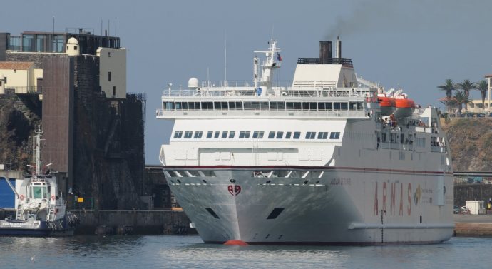 Ferry Madeira-Continente só opera nos meses de Verão